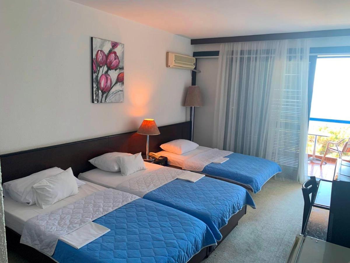 Corpus B - Hotel Albatros Ulcinj Room photo