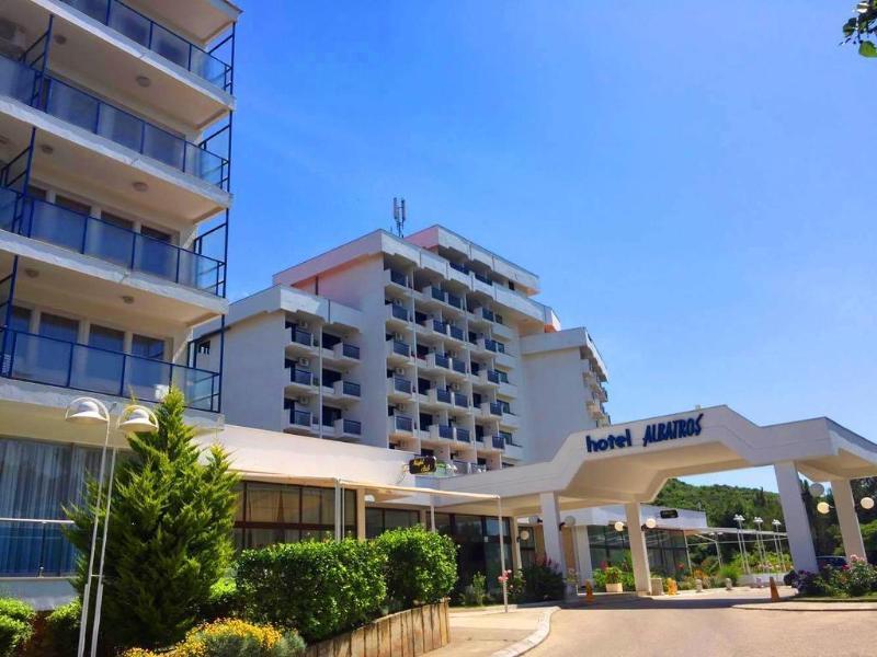 Corpus B - Hotel Albatros Ulcinj Exterior photo